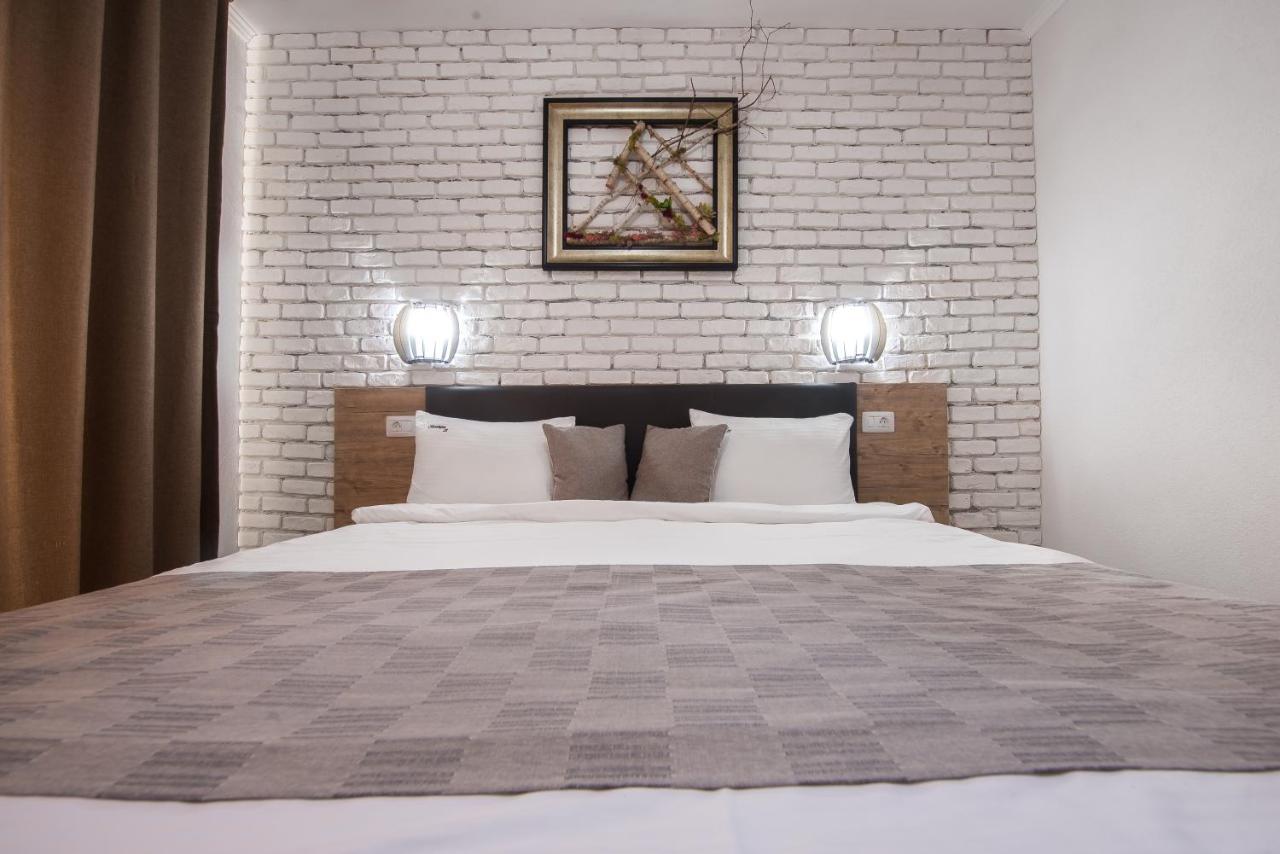 Hotel Boutique 23 Douăzeci şi Trei August Zewnętrze zdjęcie