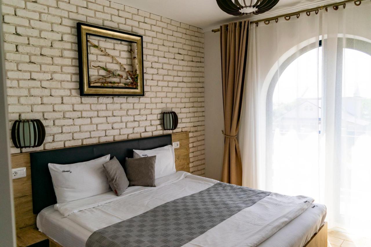 Hotel Boutique 23 Douăzeci şi Trei August Zewnętrze zdjęcie